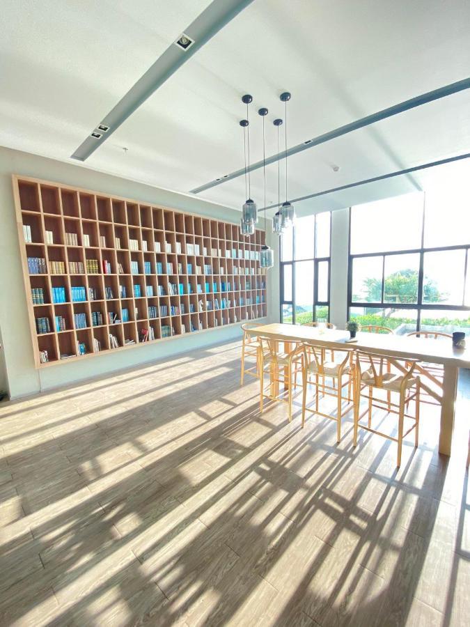 Aeras Jomtien By Cherry Aparthotel Bagian luar foto