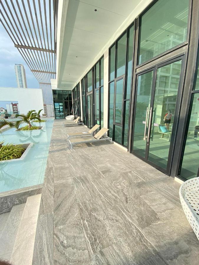 Aeras Jomtien By Cherry Aparthotel Bagian luar foto
